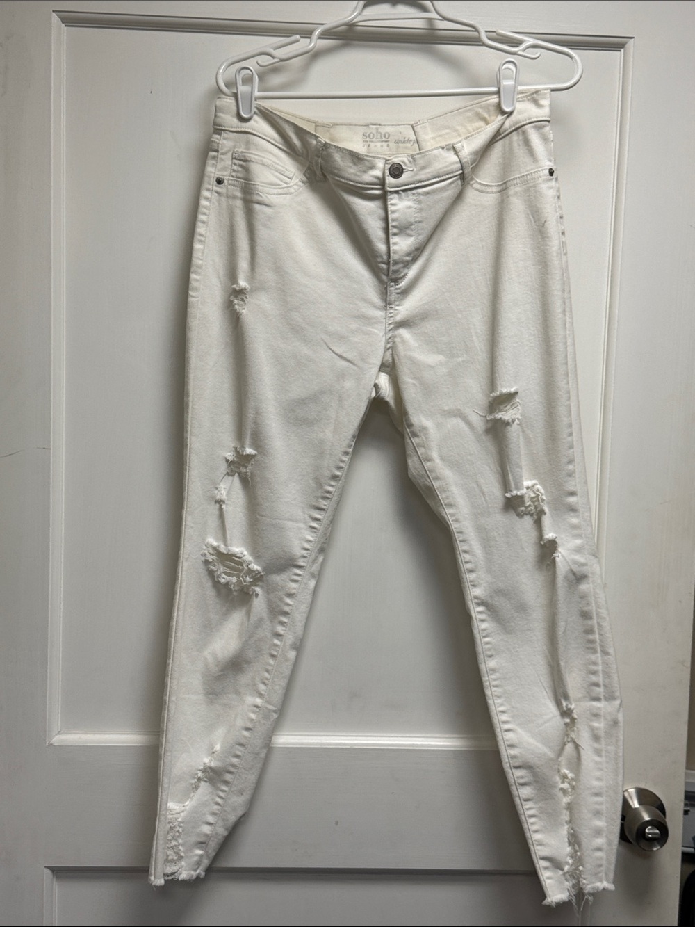 Soho White Distressed Skinny Jeans